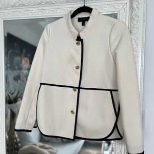 Beautiful cream/ navy structured jacket